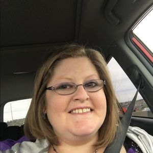 Meet your Posher, Alecia